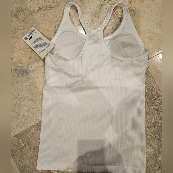 Lululemon Ebb to Street Tank in White Size 10 NWT - Picture 5 of 6
